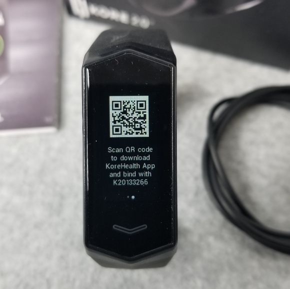 Kore 2.0 Fitness Tracker Wristband Smart Watch - Picture 5 of 10